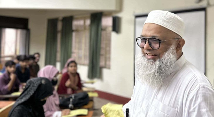 পবিপ্রবিতে ইংলিশ, ক্যারিয়ার ও স্টাডি অ্যাব্রড বিষয়ক সেমিনার অনুষ্ঠিত